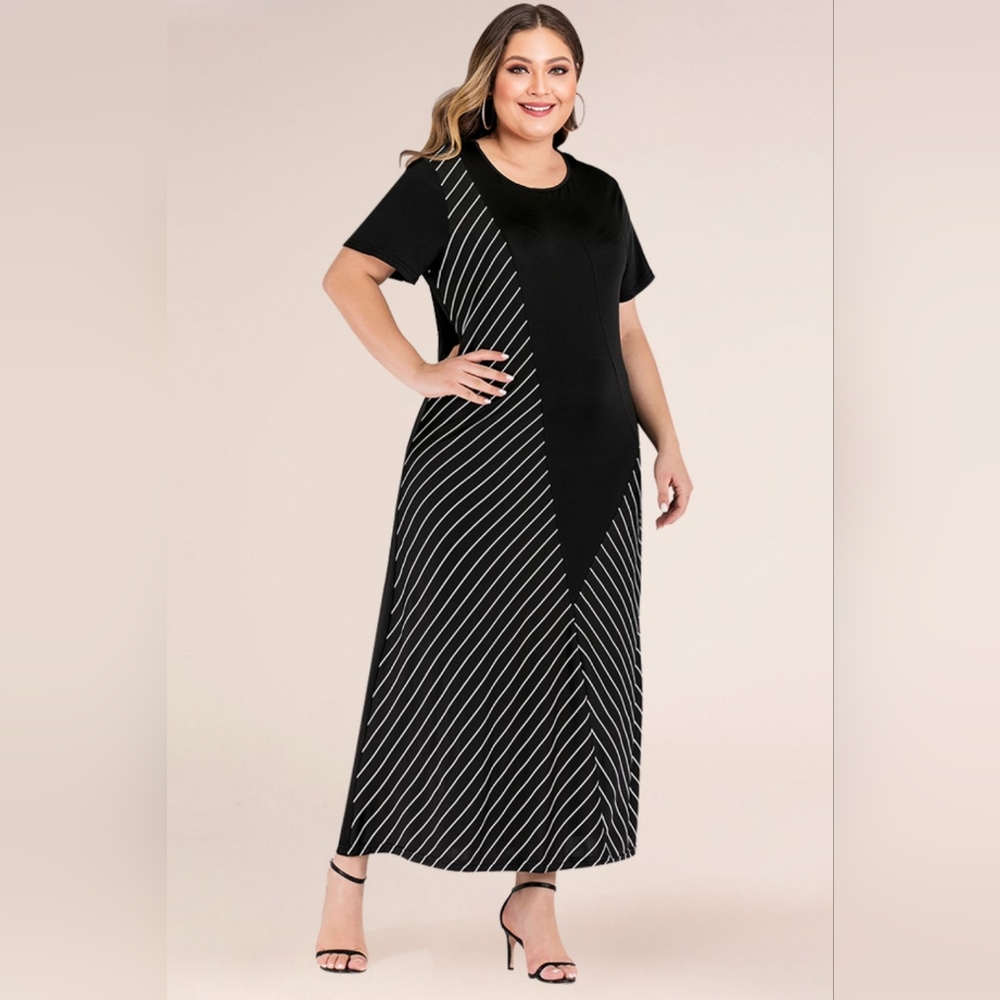 Elegant Plus Size Black Striped Maxi Dress